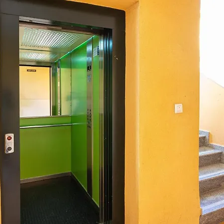 דירה Sunrise Apartment, *