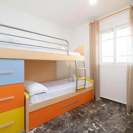 Sunrise Apartment, * פואנגירולה