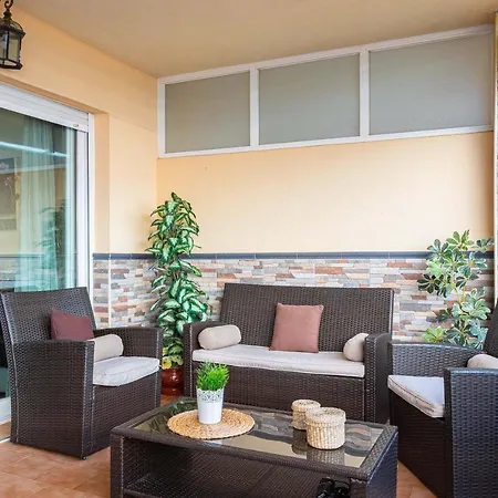 Sunrise Apartment, Apartment *