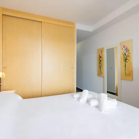 Sunrise Apartment, * פואנגירולה